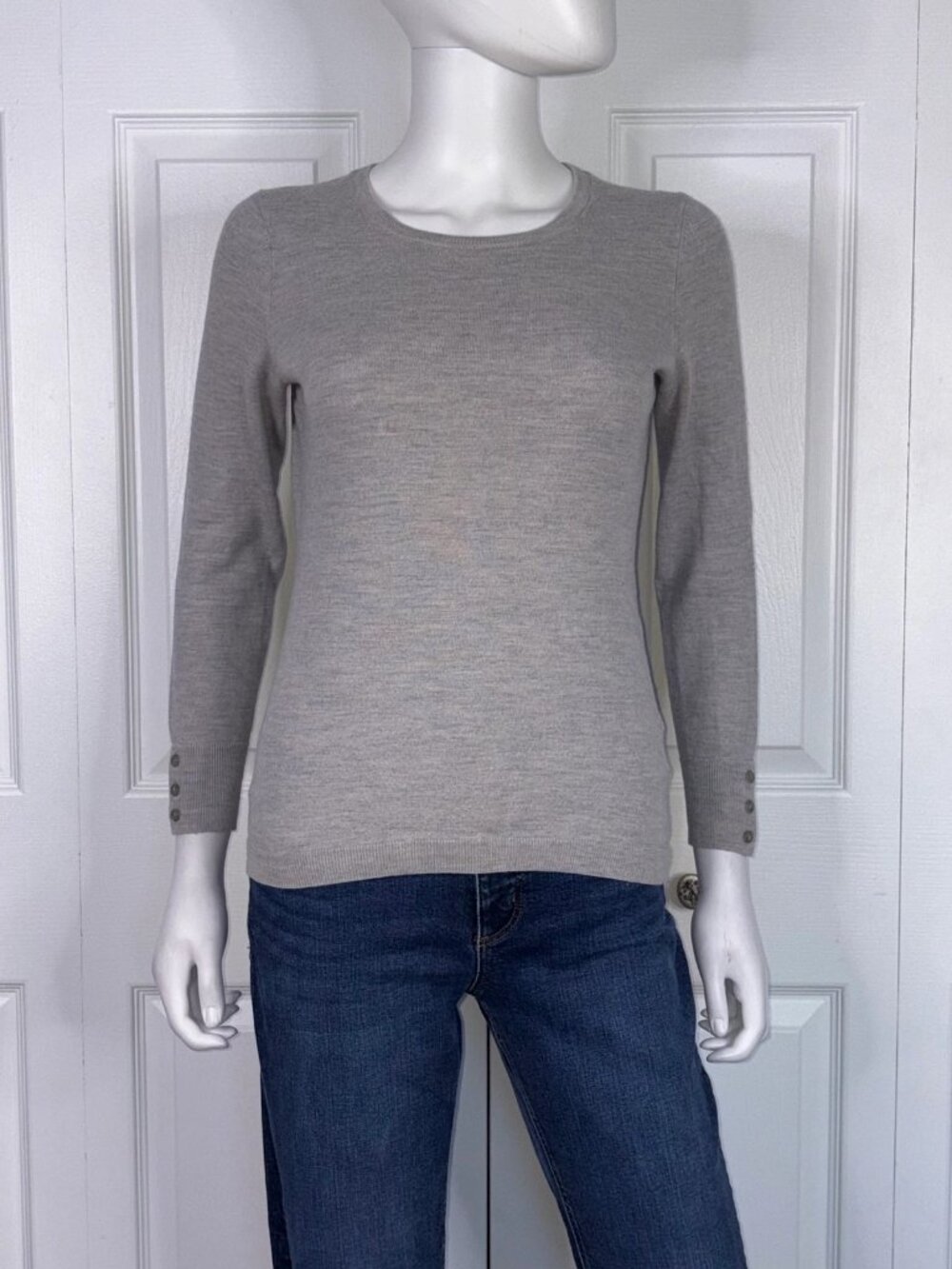 BANANA REPUBLIC women's Merino sweater size Small